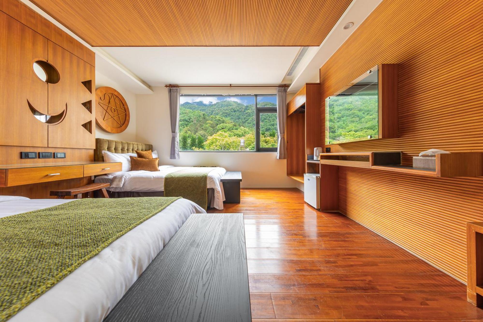 Sun Moon Lake Itathao Vacation Inn With Elevator Yuchi Exterior photo