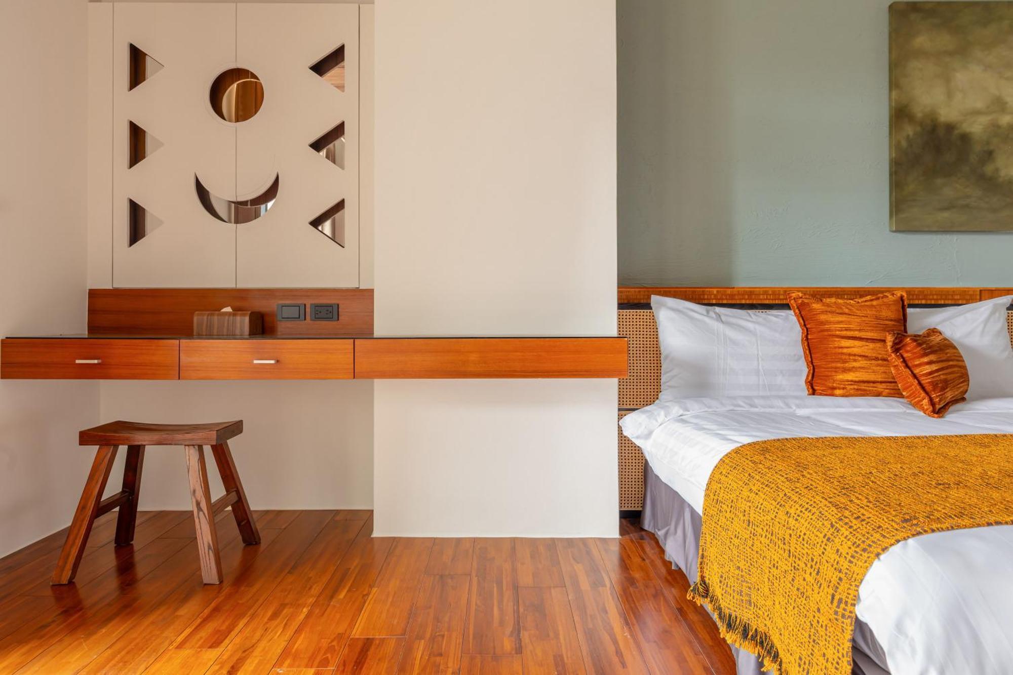 Sun Moon Lake Itathao Vacation Inn With Elevator Yuchi Exterior photo